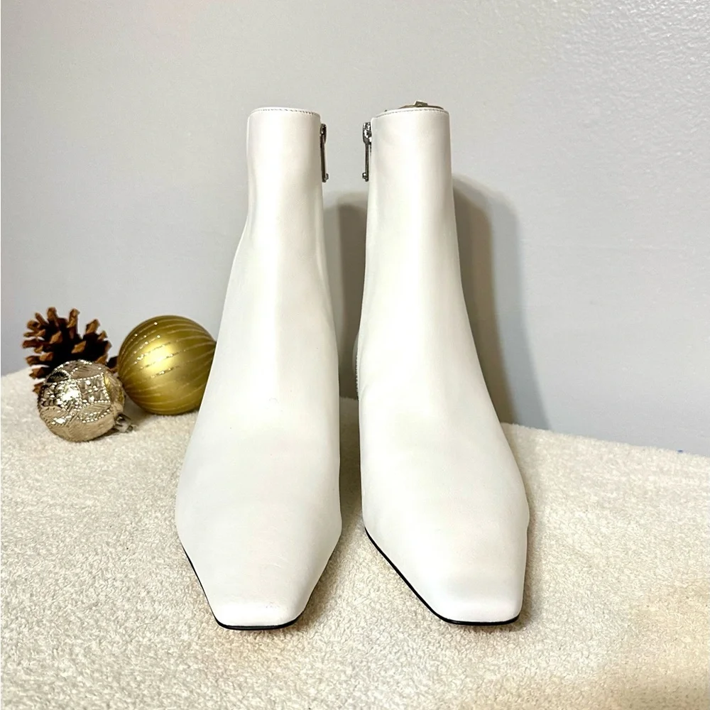 Michael Kors Cosmo Leather Kitten Heel Boot - Size 10 - Picture 3 of 9